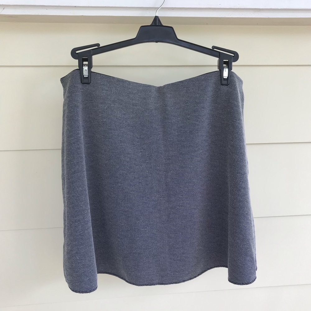 Zara flippy mini skirt